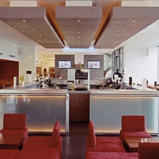 Holiday Inn - Bar by Occa Design